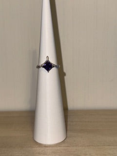 Size 10 Ring