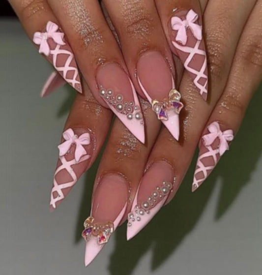 Medium Stiletto #358